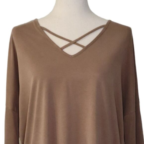 Active USA Heathered Tan V-neck Crisscross Drop Sleeve Stretchy Top Size L - Picture 4 of 7